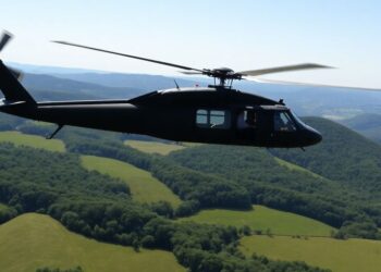 Hélicoptère militaire survolant paysages du Doubs