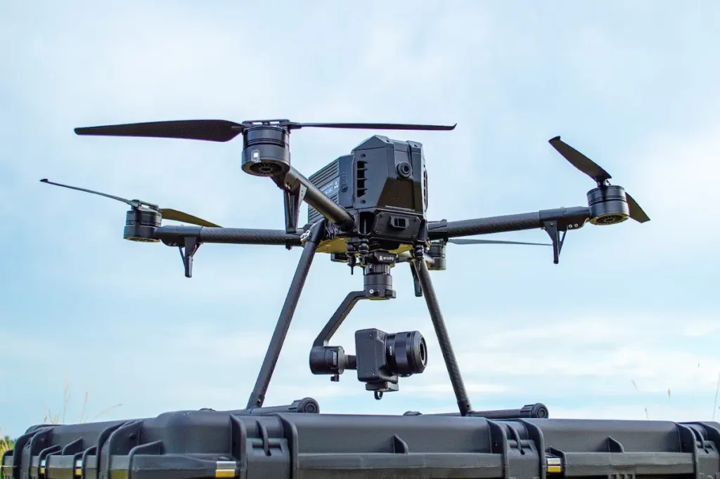 Xplorer : le drone compact d'Arcsky en vol