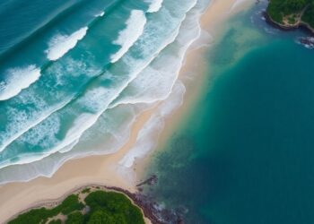 Vue aérienne d'un paysage côtier aux USA.