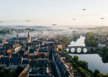 U-space drone : espace aérien numérique au-dessus d'une ville